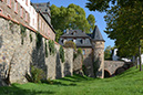 48 Burg; südl. Burggraben von Westen DSC_0110-k